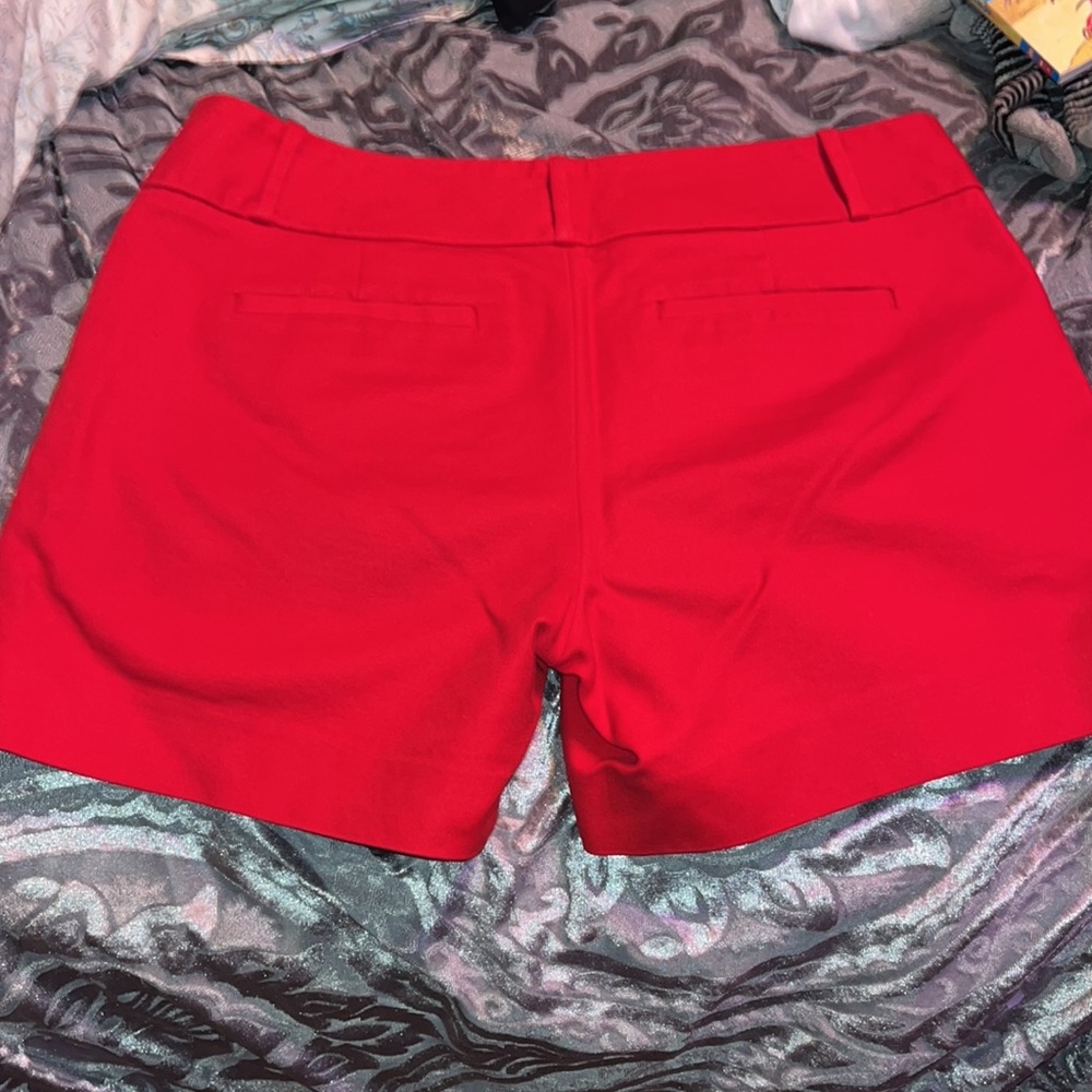 # 200 The limited (8) red shorts 🩳 with side pockets, hidden flat hooks